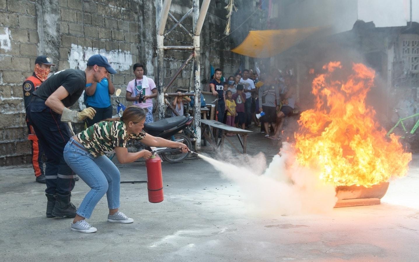 pompiers cebu bidonvilles