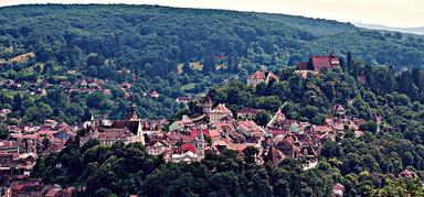 1024px-Romania_Transylvania_Sighisoara_Medieval_Fortress_Panorama_2