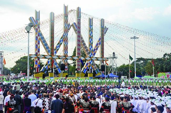 Le festival de danse Manaw en 2019, en Birmanie