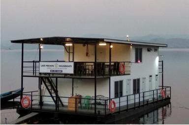 Lake Pekhon Houseboats Birmanie