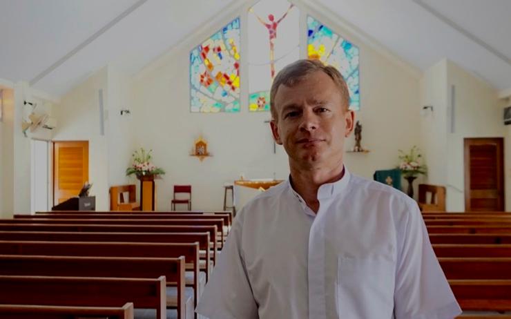 Pere-Nicolas-Paroisse-Francophone-Bangkok