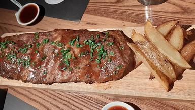 Babett Iberico en Birmanie