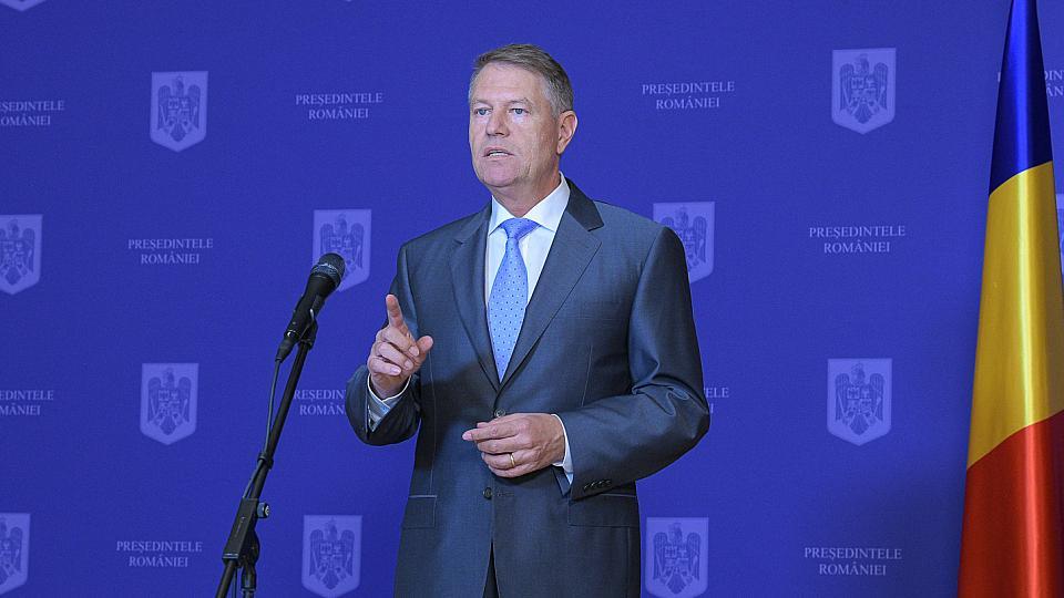 Iohannis déclaration pâques coronavirus restez à la maison