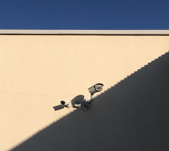 Les caméras de CCTV vont aider à lutter contre le Coronavirus