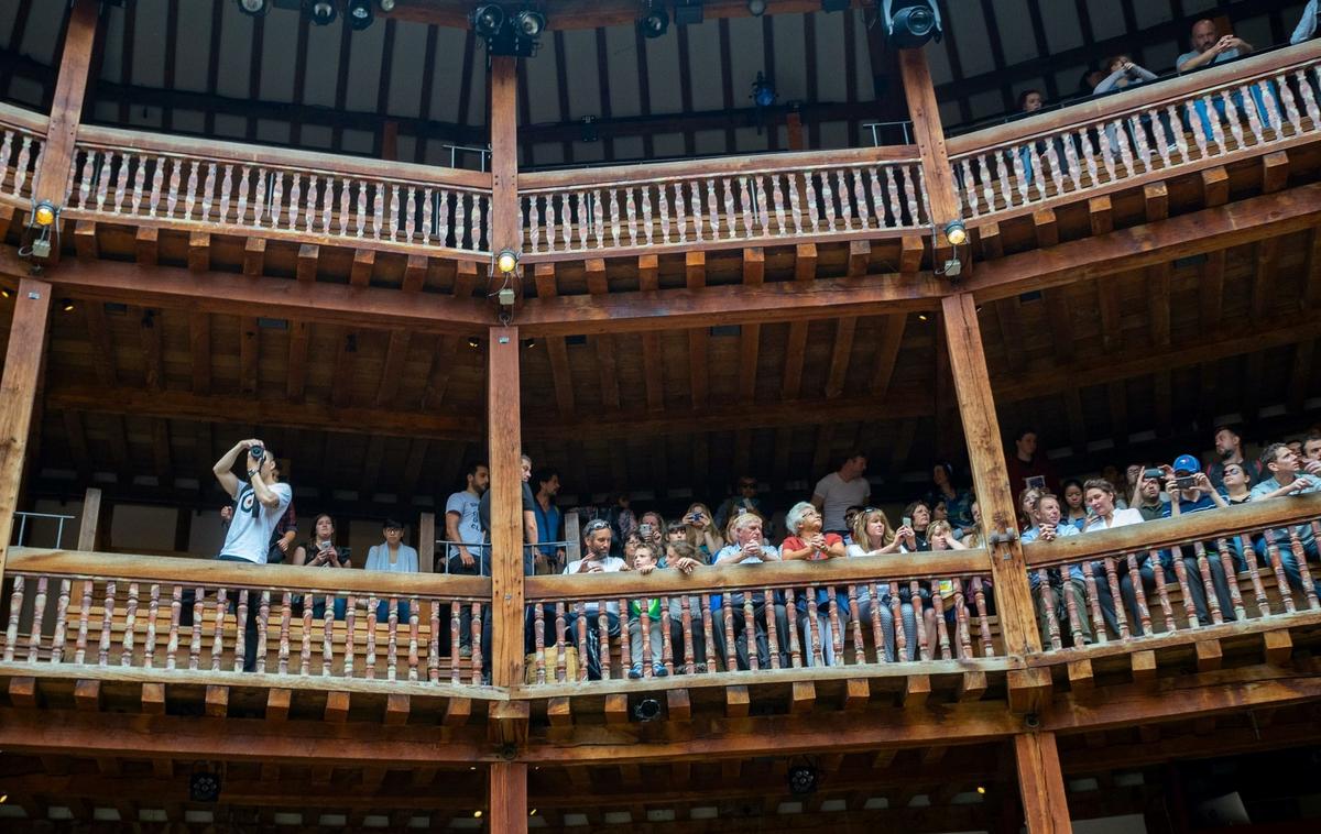 Globe Théâtre Faillite