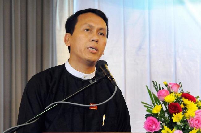 birmanie fardeau U Phyo Min Thein