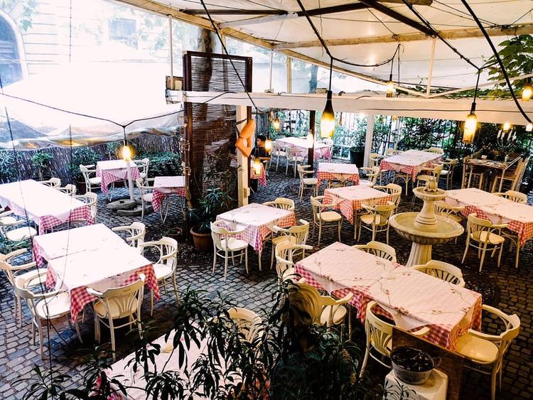 bucarest de poche 3 terrasses voyage exotique cuisine du monde Amada El Torito Edo Sushi gastronomie roumanie