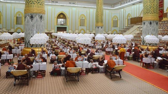 moine Tipitakadhara Tipitaka Kovida 2020 birmanie