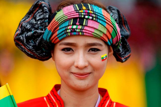 Une jeune femme shan en Birmanie politique élection