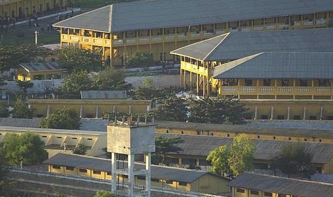 adolescents morts prison de Mandalay en Birmanie