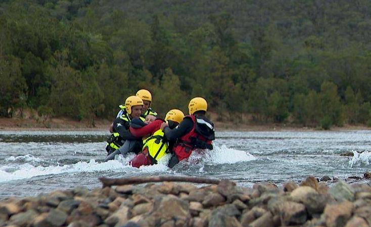 SAUVETAGE EAUX VIVES AMBASSADE DE FRANCE DON TUNISIE