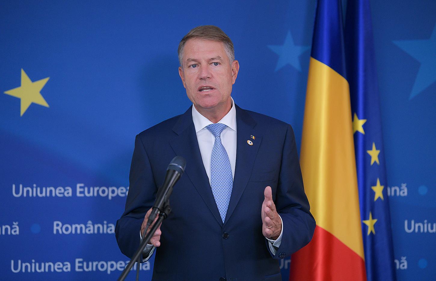 Iohannis remercie les Roumains d'avoir voté pour les «forces du bien» élections roumanie