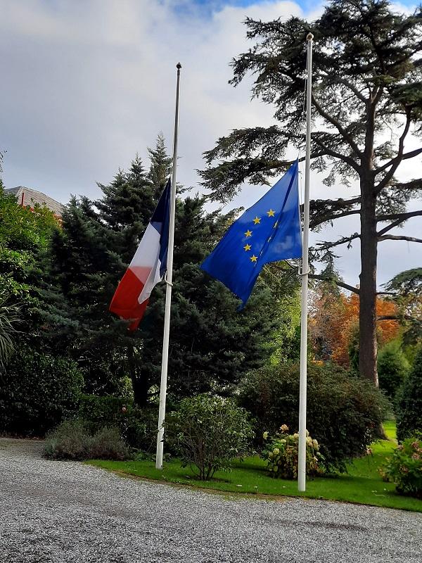 Hommage National français à Samuel Paty Honoré en Irlande