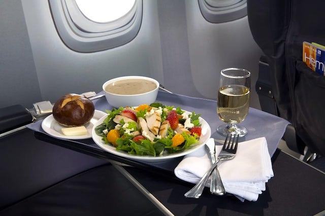 Emirates services à bord