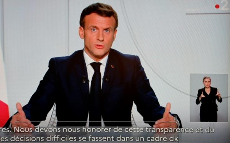 Emmanuel Macron frontières Français de l'étranger