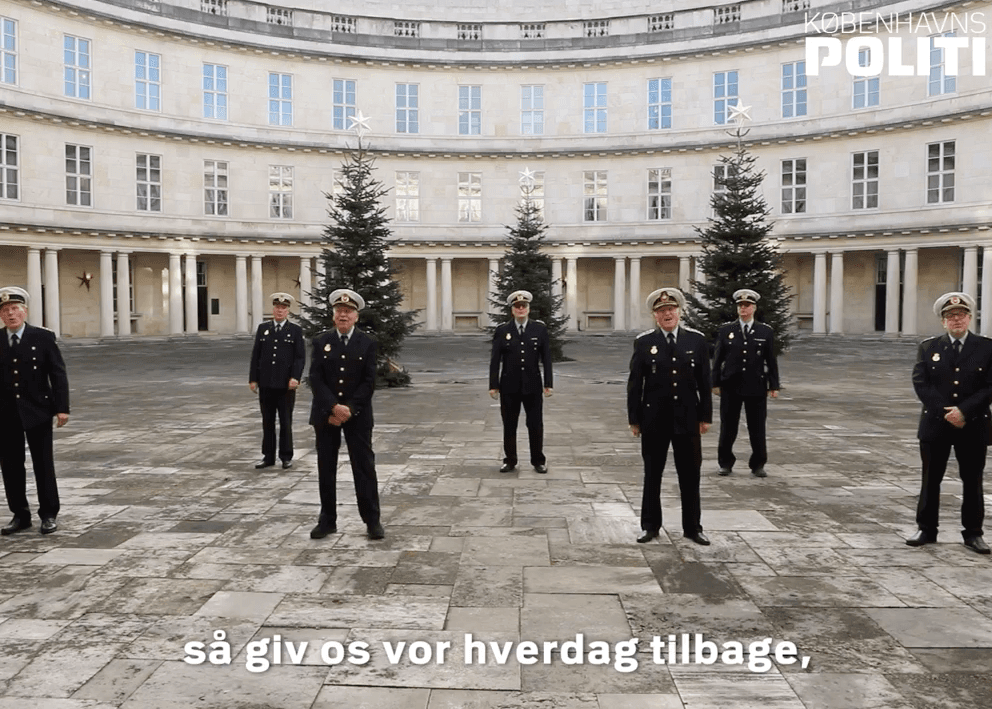 choeur police danoise corona covid chanson