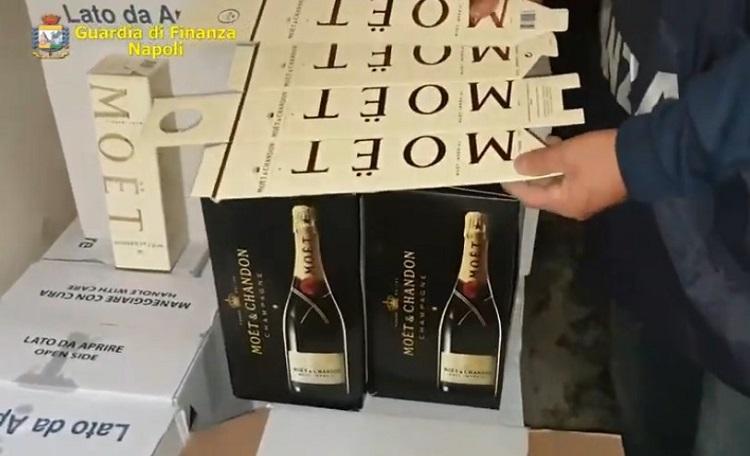 Contrefaçon champagne Naples