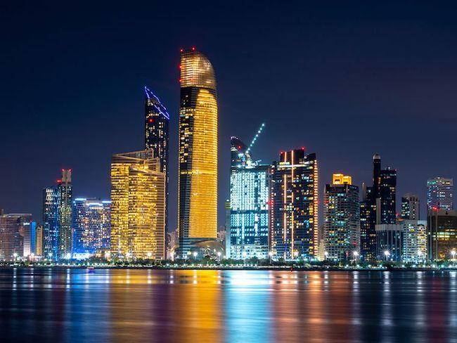 Nouvelles règles pour les résidents et les touristes à Abu Dhabi