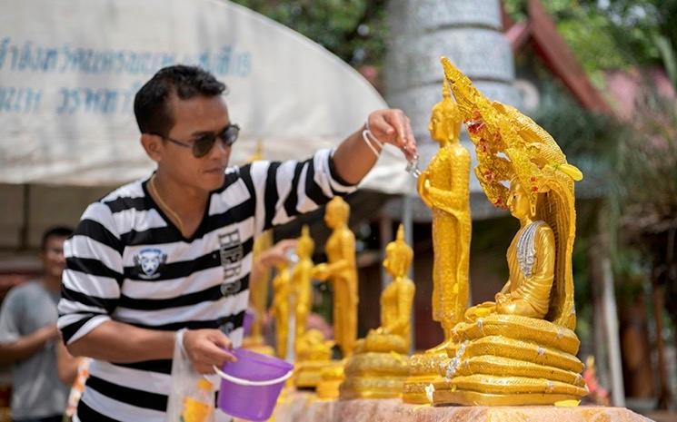 songkran-traditionnel
