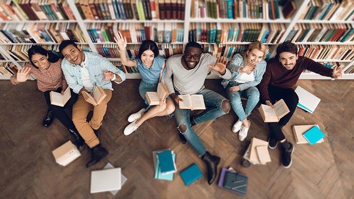 Des étudiants en Grèce avec un nouveau visa