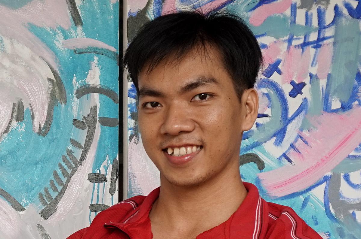 Lam Son Than est un artiste et peintre vietnamien