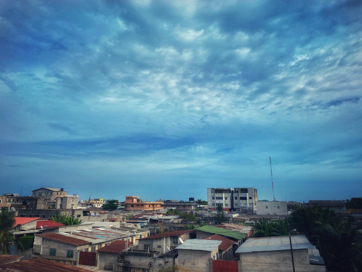 Vue d’un toit de Cotonou