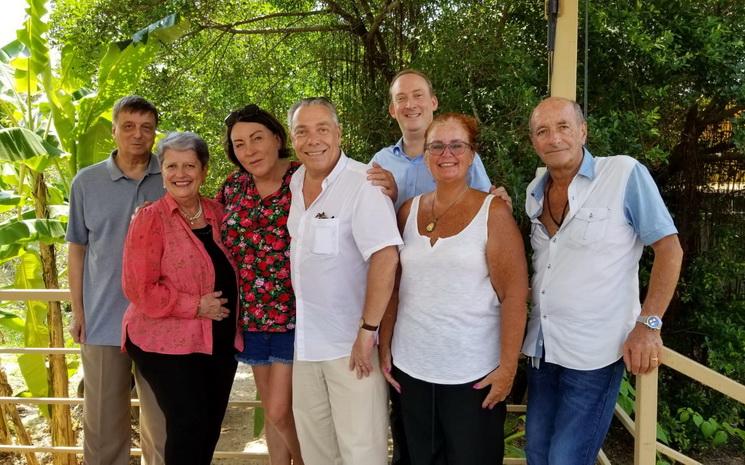 Eric Miné et ses colistiers de la liste Rassemblement National Thaïlande-Birmanie