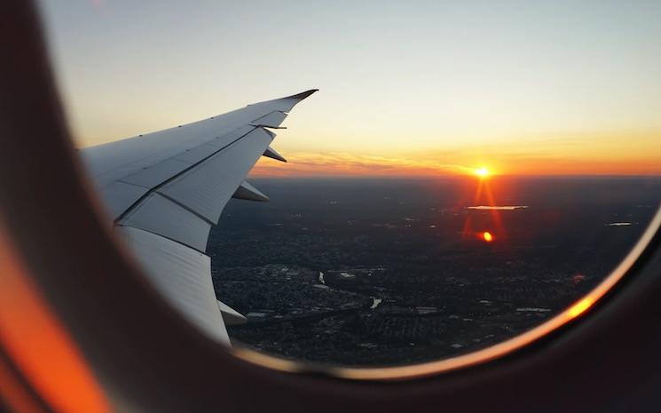 avion pendant la quarantaine réduite à Hong Kong