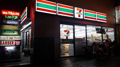 7-Eleven, Soukumvit, Bangkok,hailand