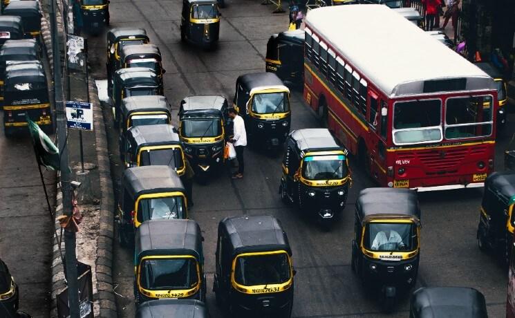 une rue de Mumbai hors confinement