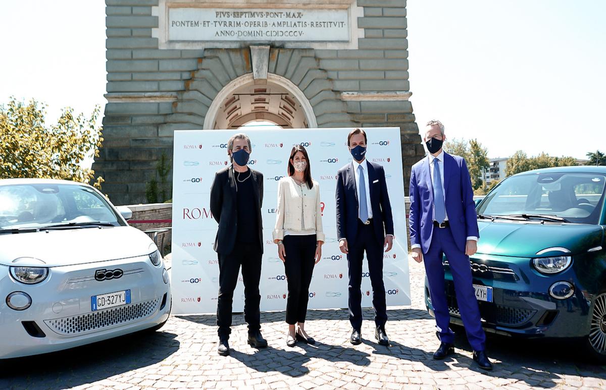 Virginia Raggi lors du lancement de LeasysGO! à Rome