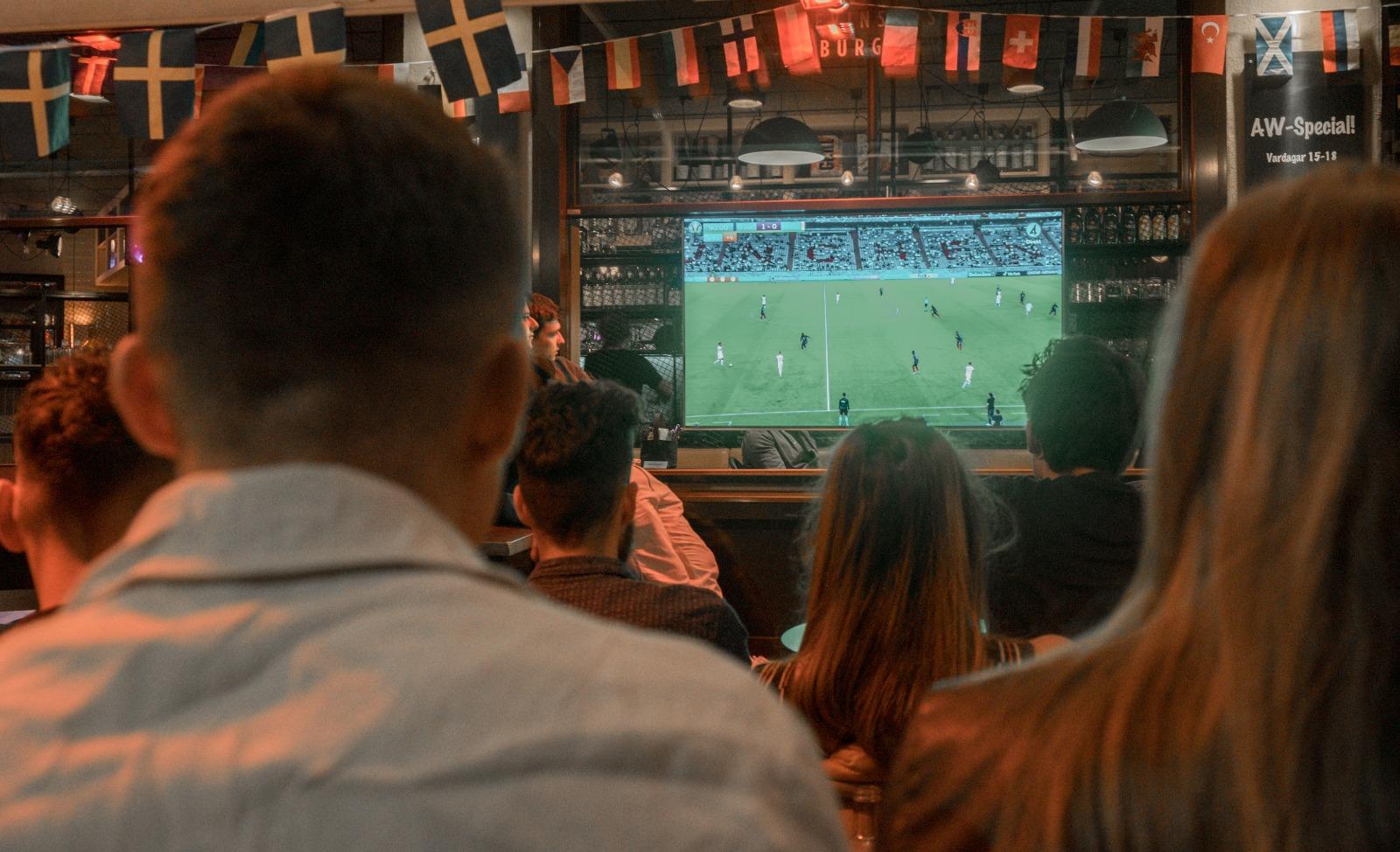 Les Français supportent la France pendant l'Euro 2020 face à l'Allemagne