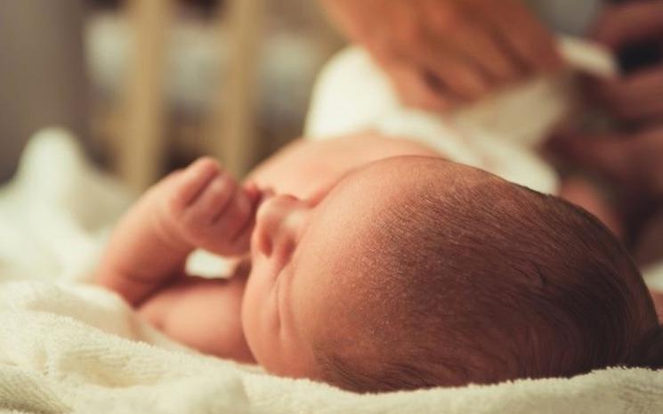 assurer un bébé à la naissance