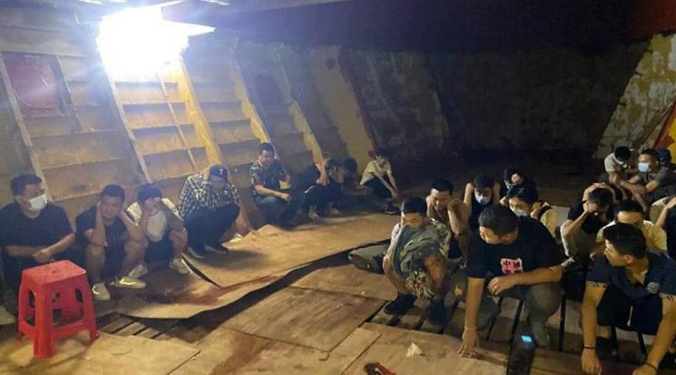 Des chinois sont pris par la police d'immigration cambodgienne