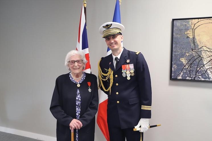 Betty Webb, britannique décorée par la Légion d’Honneur