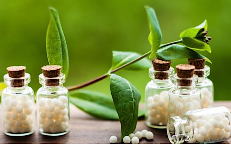 médicament effets secondaires vaccin covid