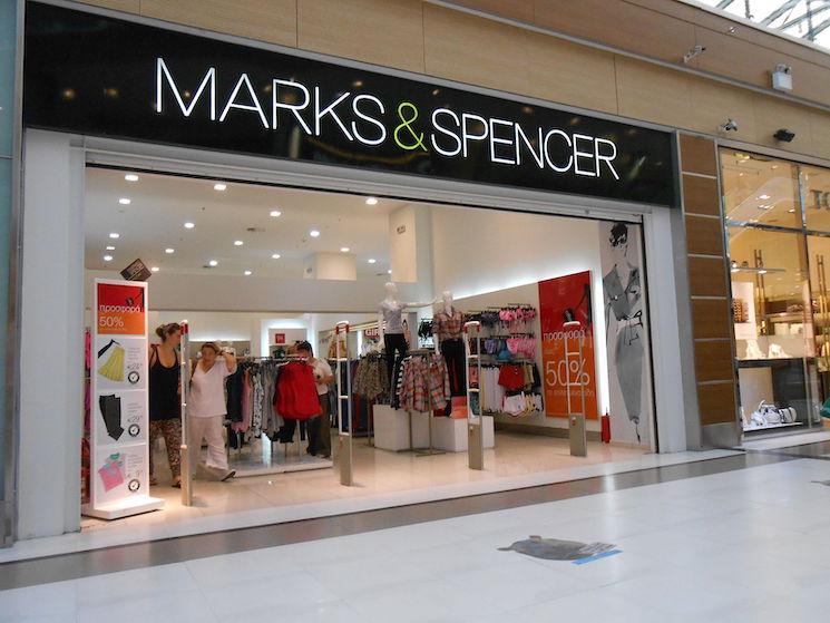 La devanture d'un magasin Marks and Spencer
