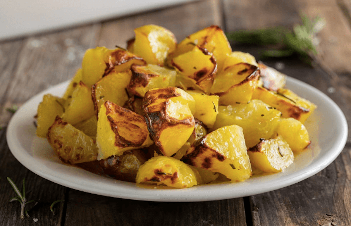 Un plat de Patate al forno