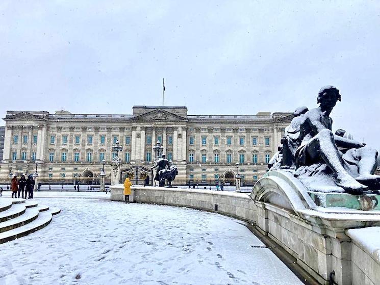 Trafalgar Square sous la neige
