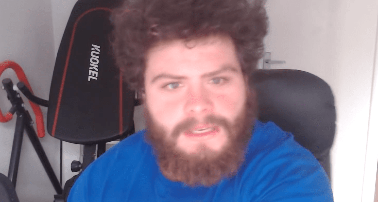 Jake Davison se filmant sur Youtube