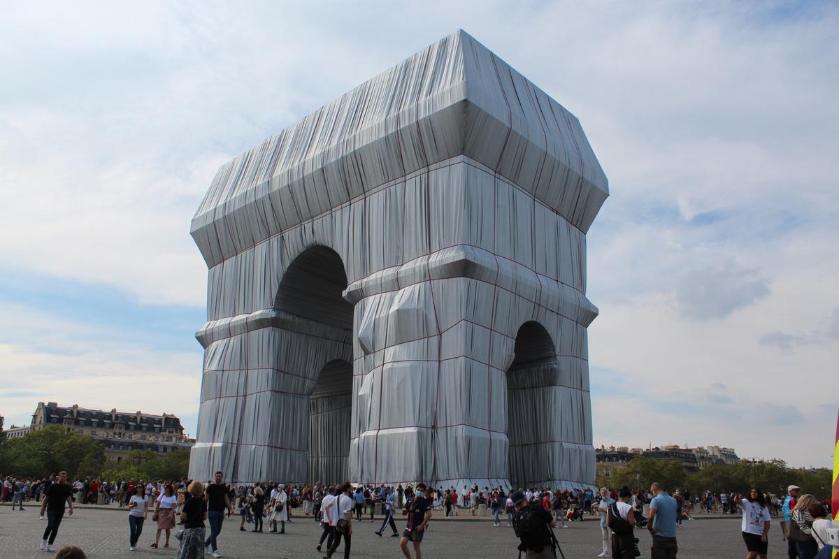 L'Arc de Triomphe, Wrapped