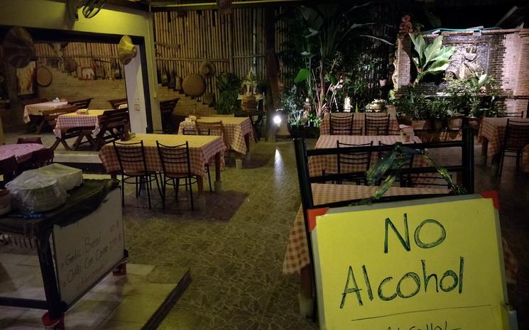 Restaurant-Chiang-Mai-Covid-No-Alcohol