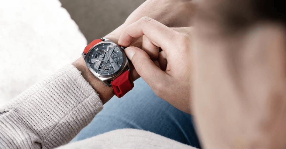 montre day41 sur poignet masculin et féminin