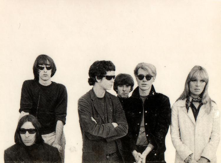 Le groupe ‘The Velvet Underground‘ au complet