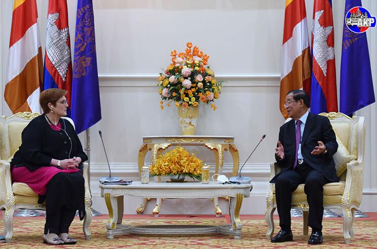 Rencontre entre la ministre des affaires etrangers australienne et le premier ministre cambodgien