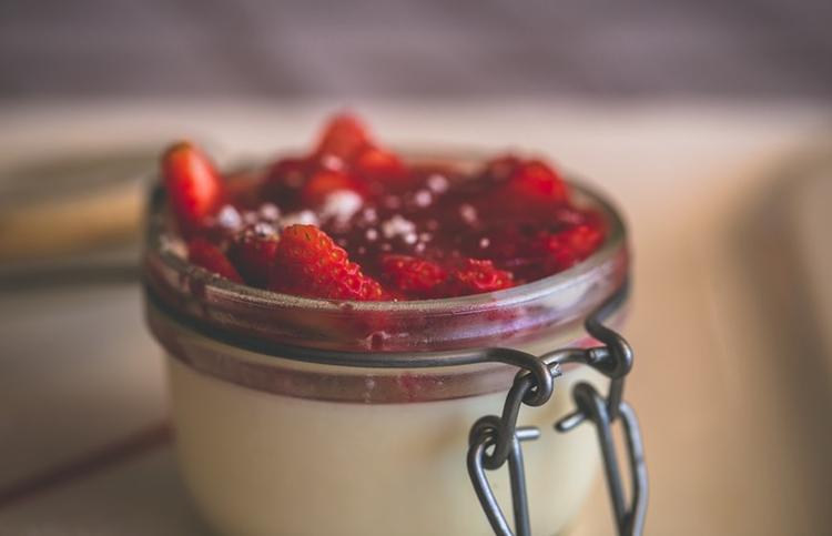 Une panna cotta dans un bocal