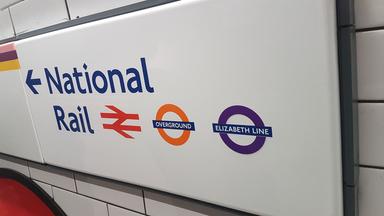 logo Elizabeth line