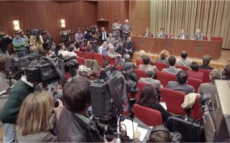 archive Conférence de presse 9 novembre 1989 Berlin