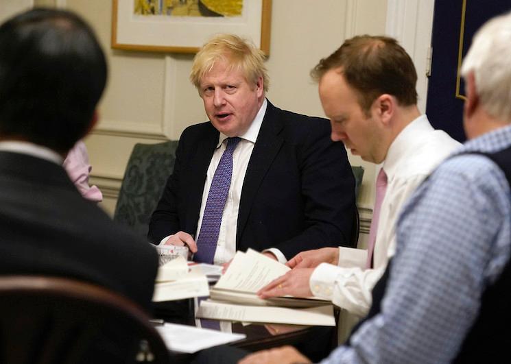 Boris Johnson et Matt Hancock à une réunion