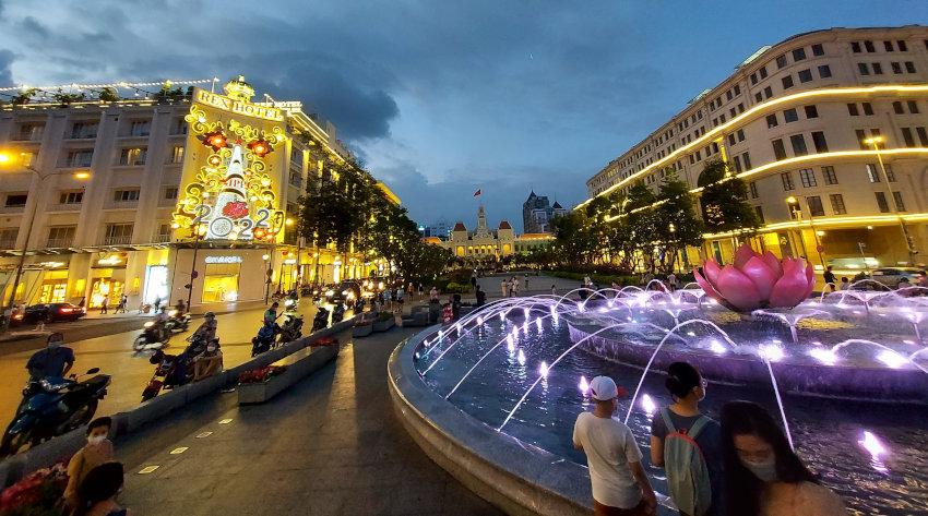 Nguyen Hue : avenue pietonne a ho chi minh ville